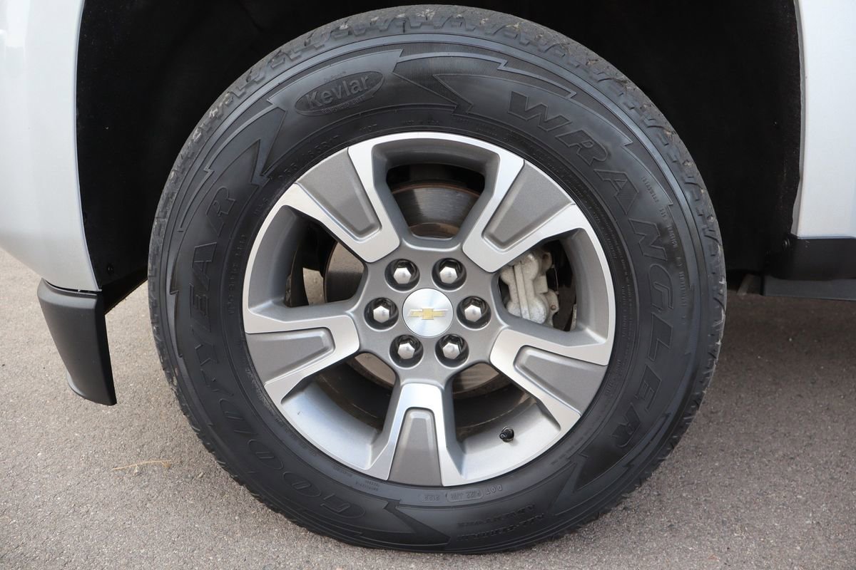 Used 2017 Chevrolet Colorado W/T w/ WT Convenience Package image 38
