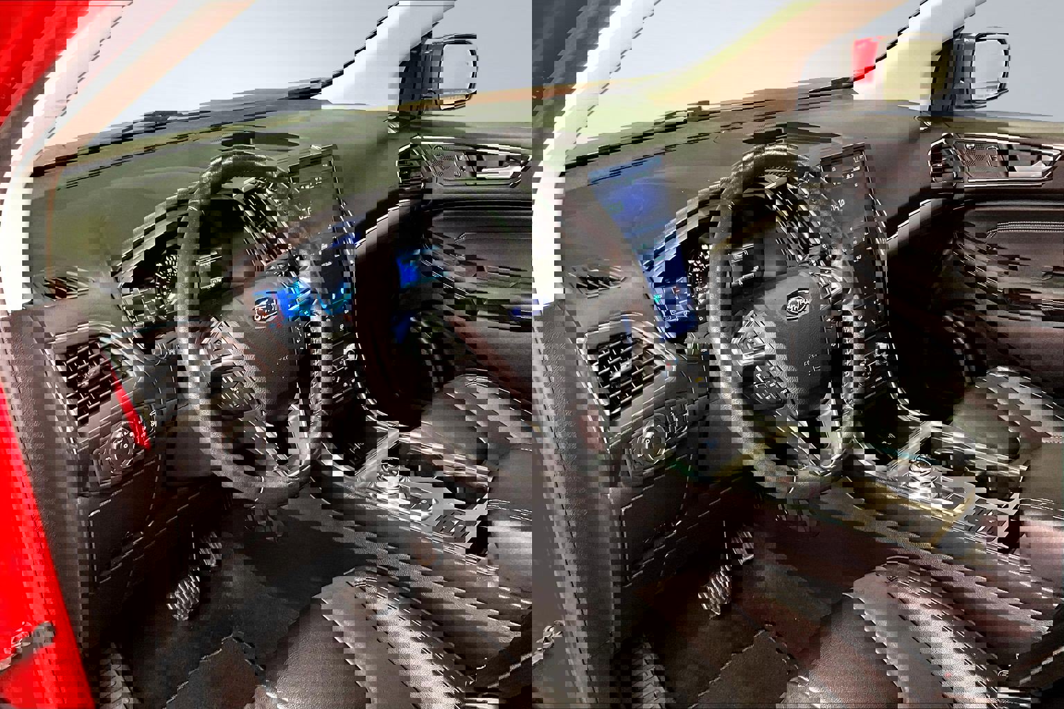 Used 2022 Ford Edge Titanium image 16