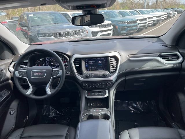Used 2023 GMC Acadia SLT w/ Elevation Edition image 24