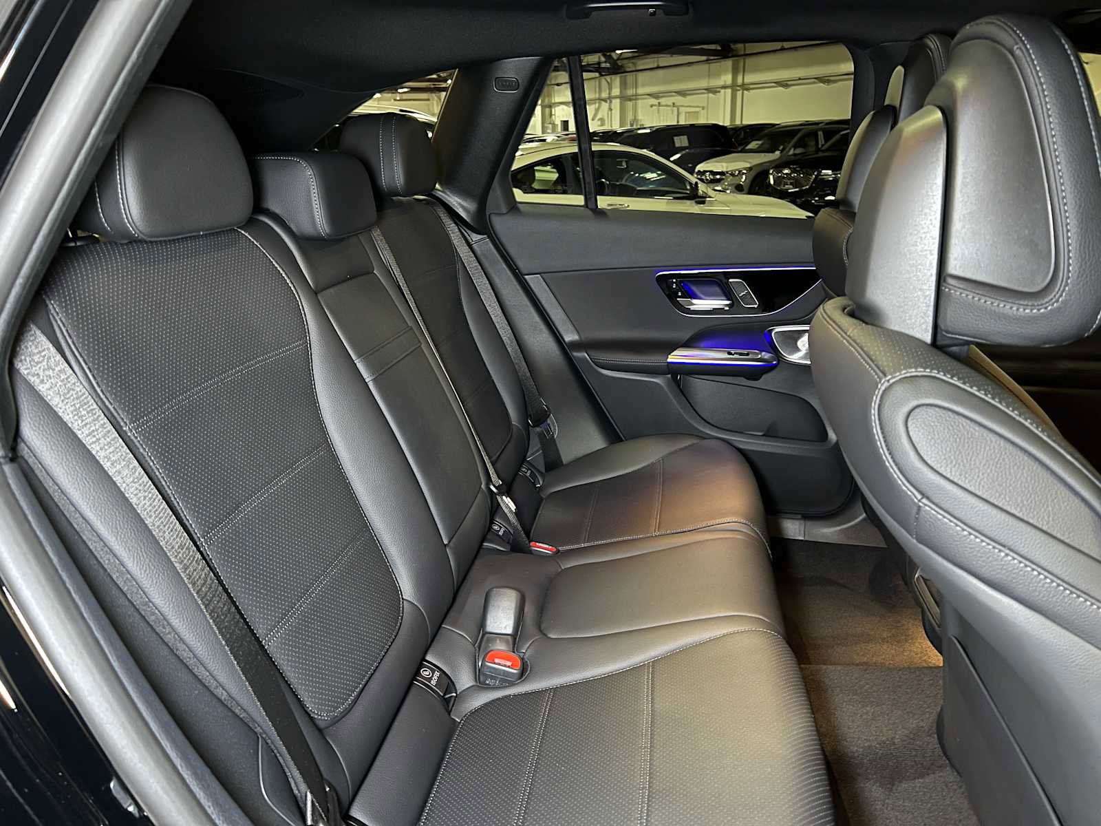 New 2025 Mercedes-Benz GLC 300 4MATIC image 12