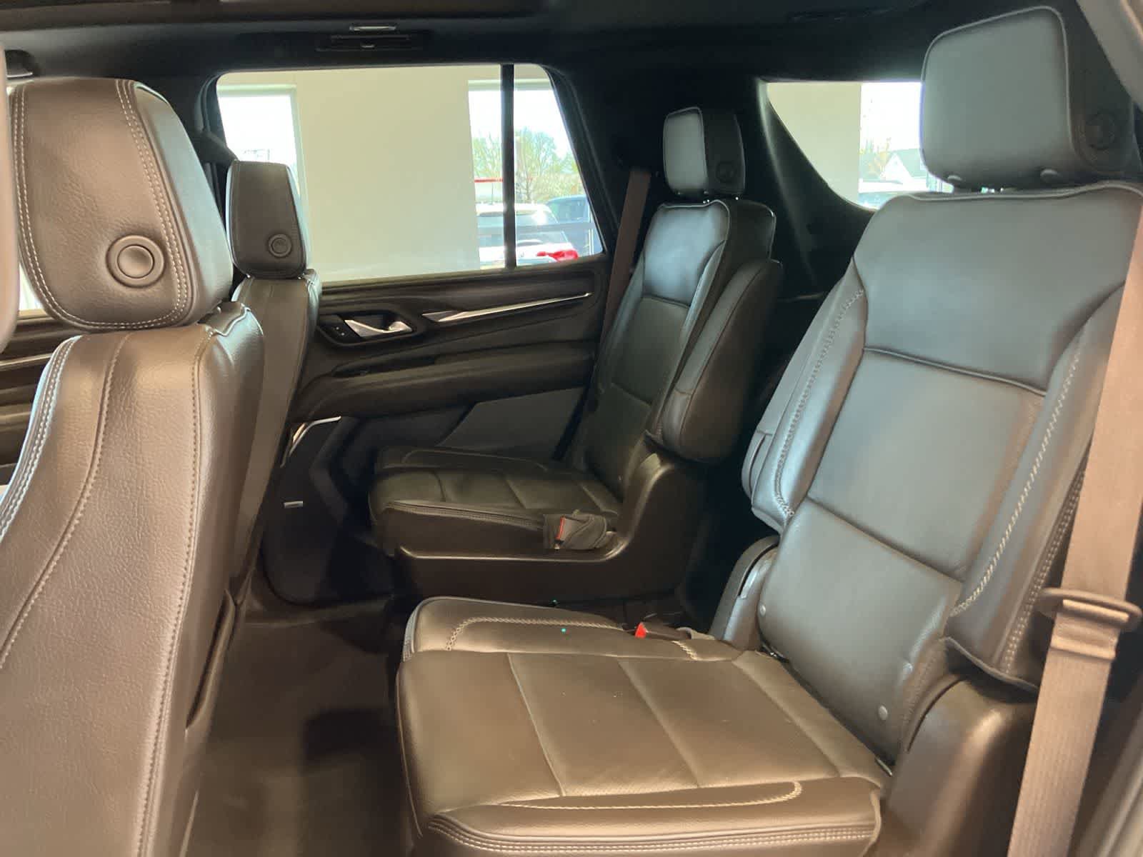 Used 2023 GMC Yukon Denali AWD/4WD image 29