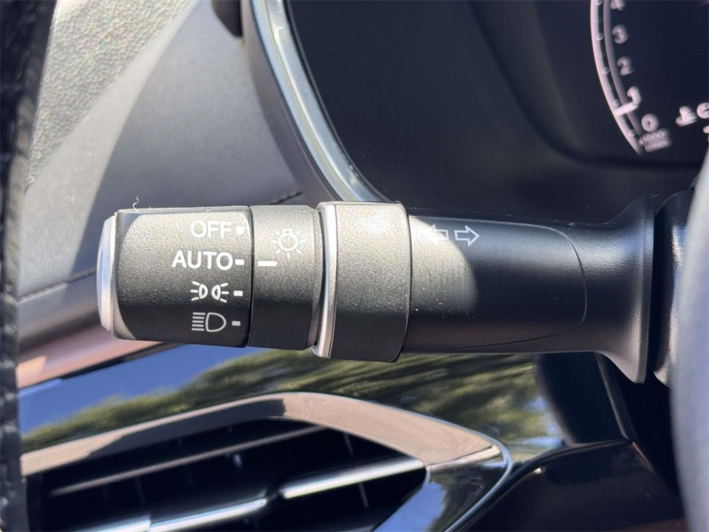 Certified 2024 Acura MDX SH-AWD w/ Technology Package image 21