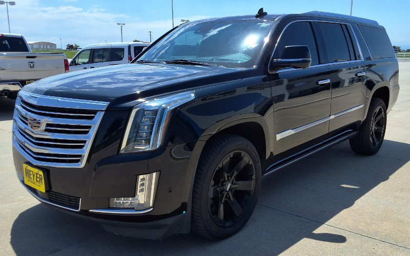 Used 2020 Cadillac Escalade ESV Platinum AWD/4WD image 4