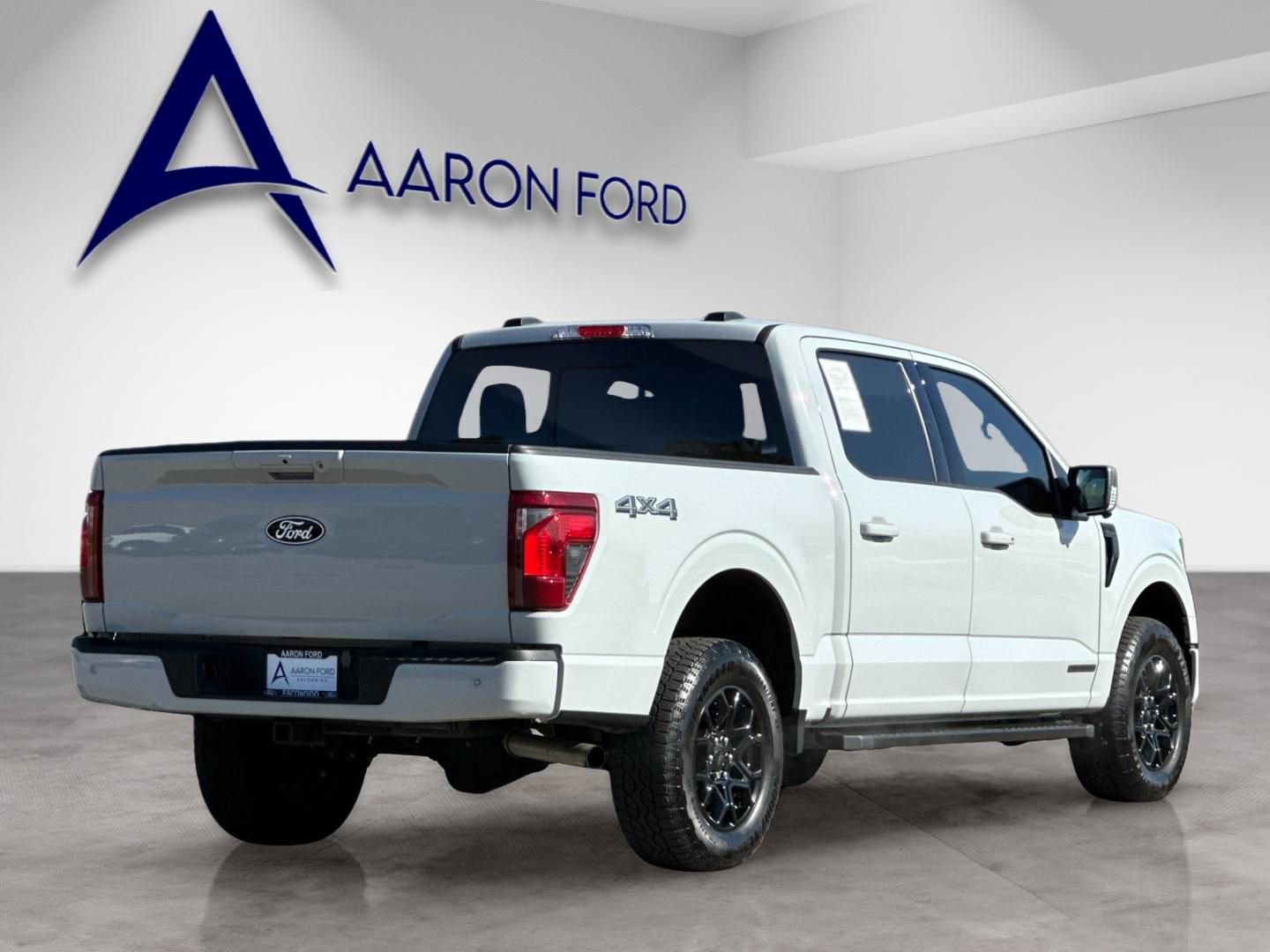 Used 2024 Ford F150 XLT w/ Equipment Group 302A MID image 6