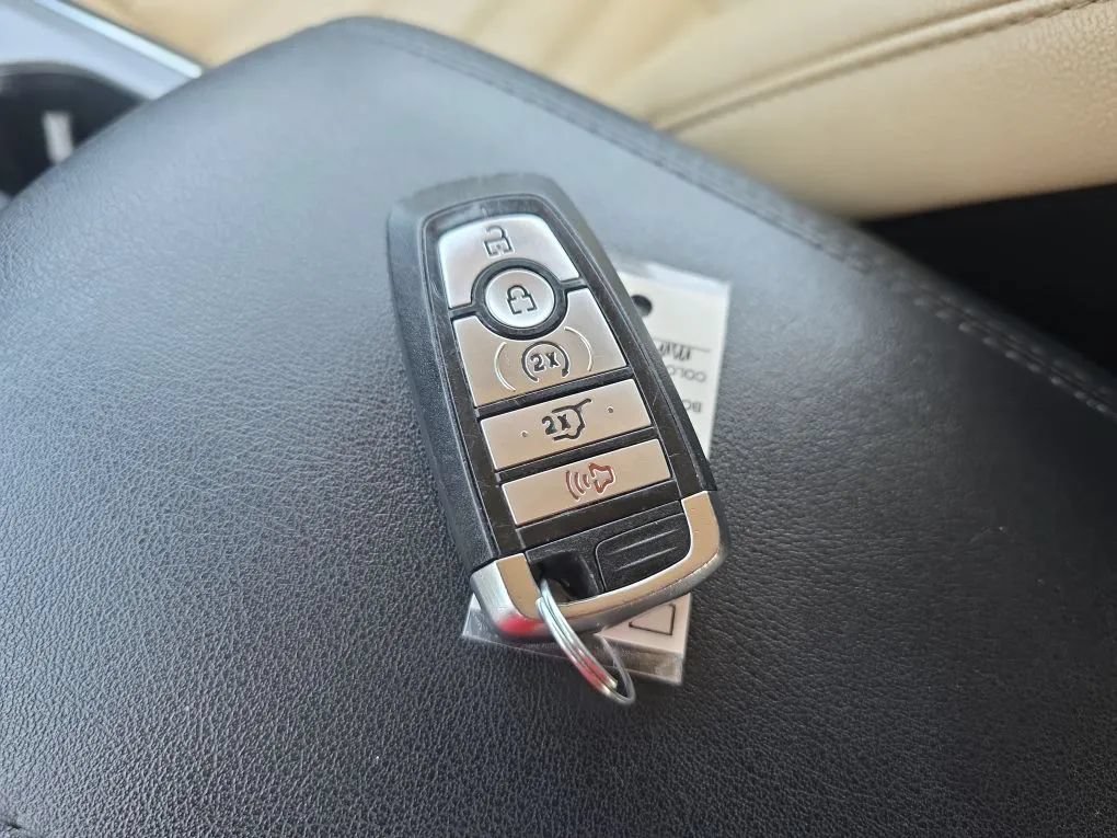Used 2021 Ford Edge SEL w/ Convenience Package FWD image 36