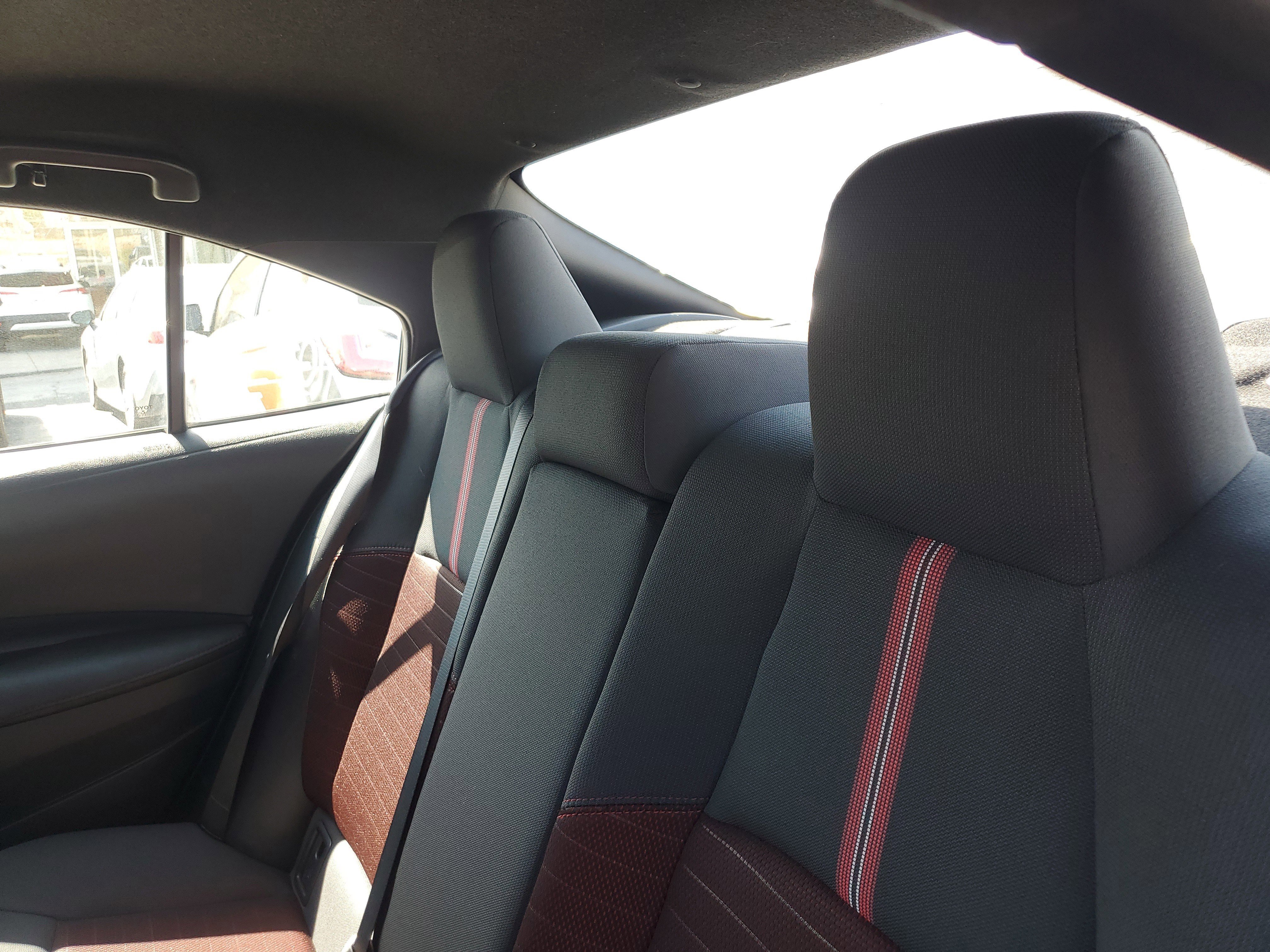 Used 2025 Toyota Corolla SE image 9