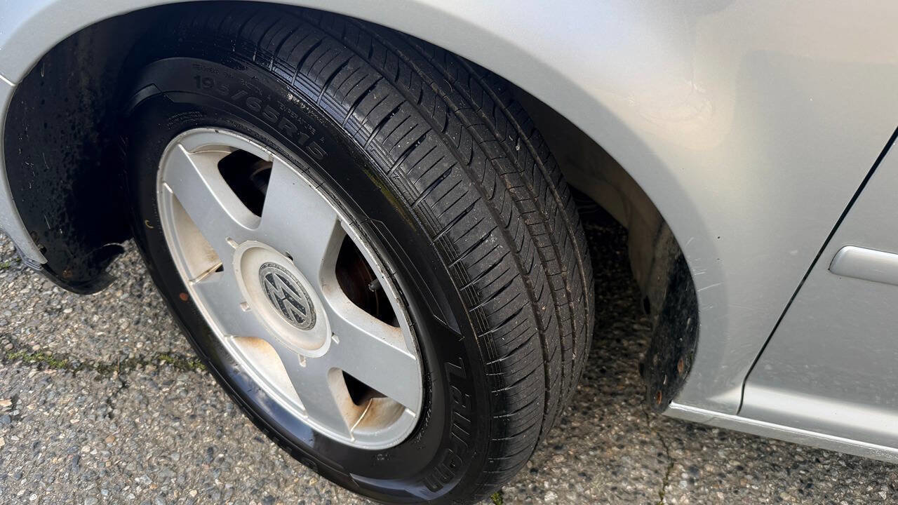 Used 2001 Volkswagen Golf GLS image 32