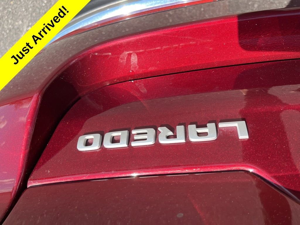 Used 2024 Jeep Grand Cherokee Laredo w/ Trailer Tow Package image 14