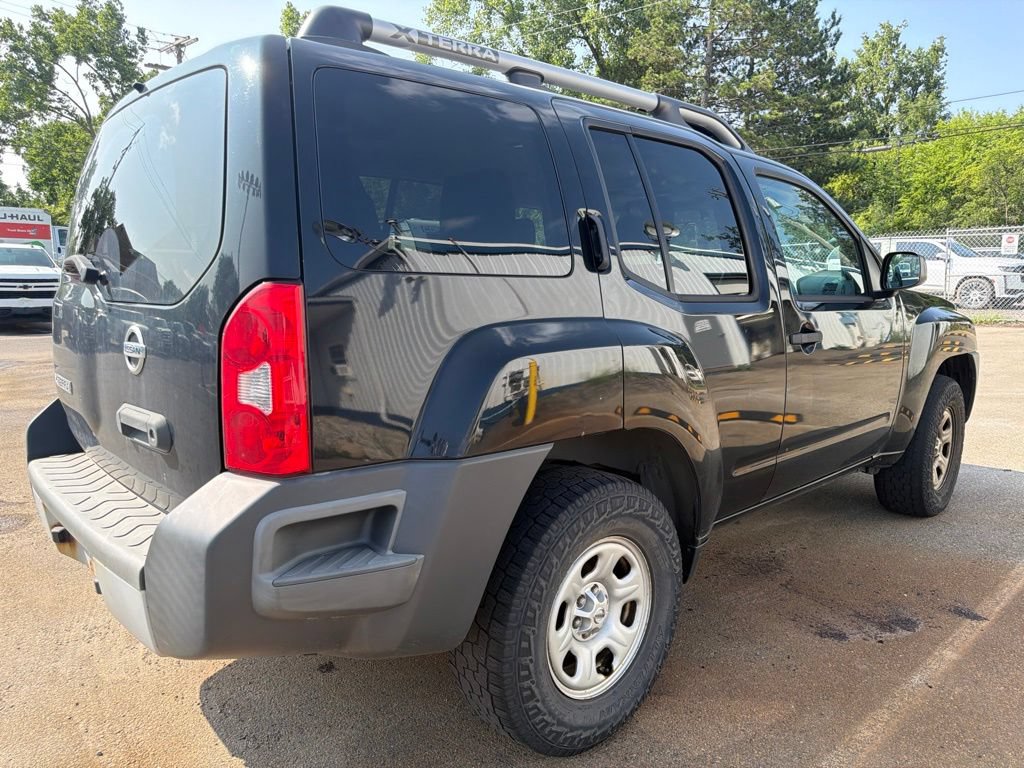 Used 2014 Nissan Xterra X AWD/4WD image 5