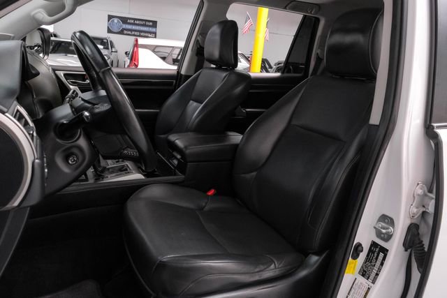 Used 2015 Lexus GX 460 w/ Navigation Package image 4