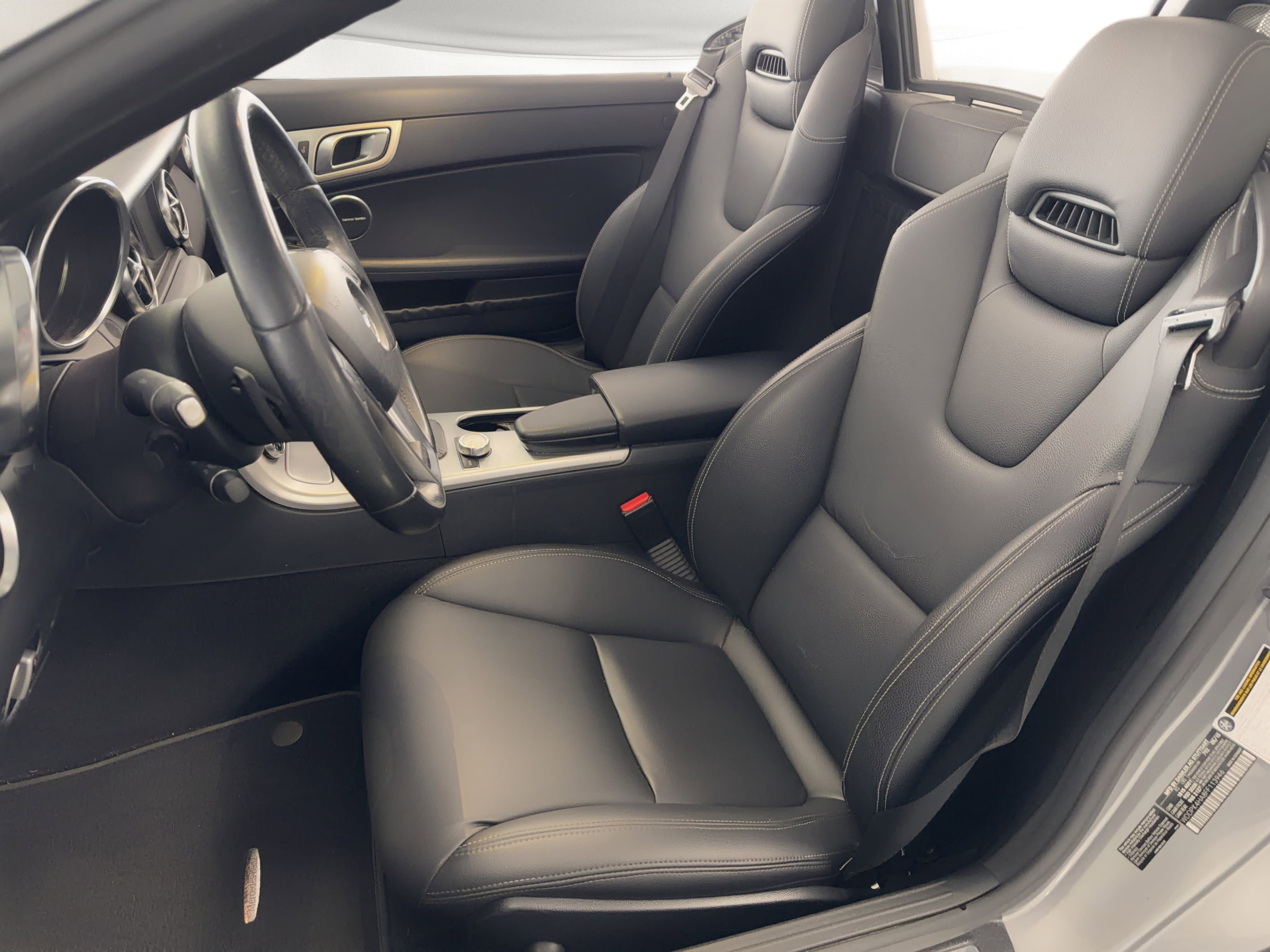 Used 2015 Mercedes-Benz SLK 250 image 5