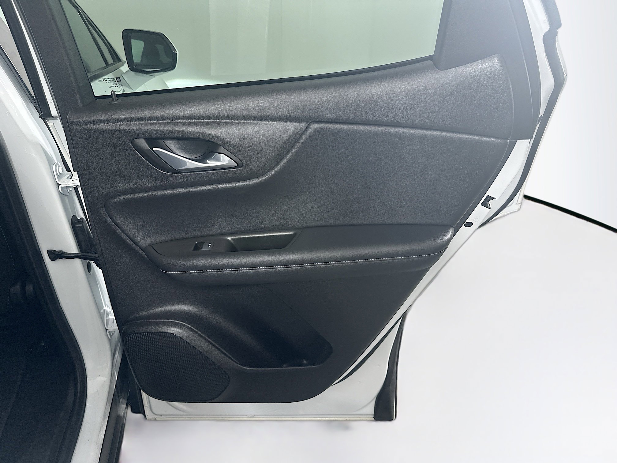 Used 2024 Chevrolet Blazer LT image 28