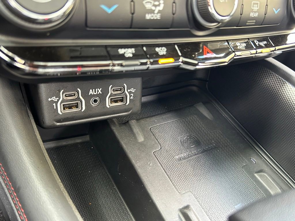 Certified 2024 Dodge Durango R/T RWD image 54