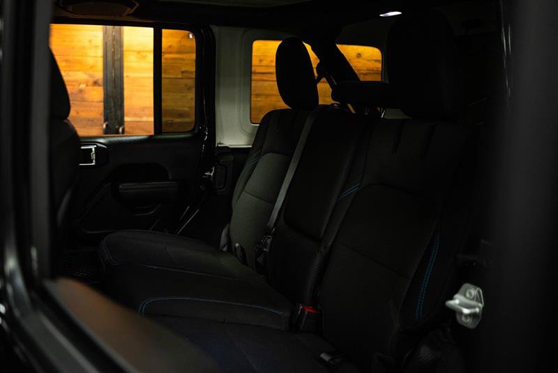 Used 2022 Jeep Wrangler Unlimited Rubicon 4xe w/ Cold Weather Group image 10