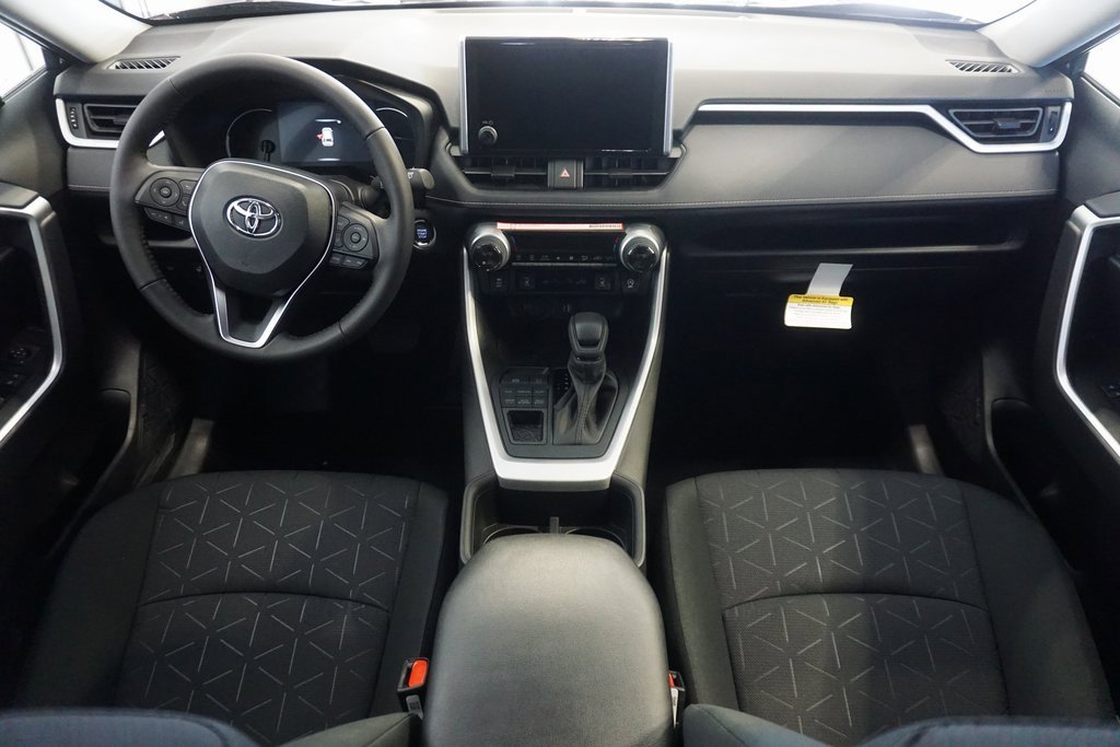 New 2025 Toyota RAV4 XLE image 29