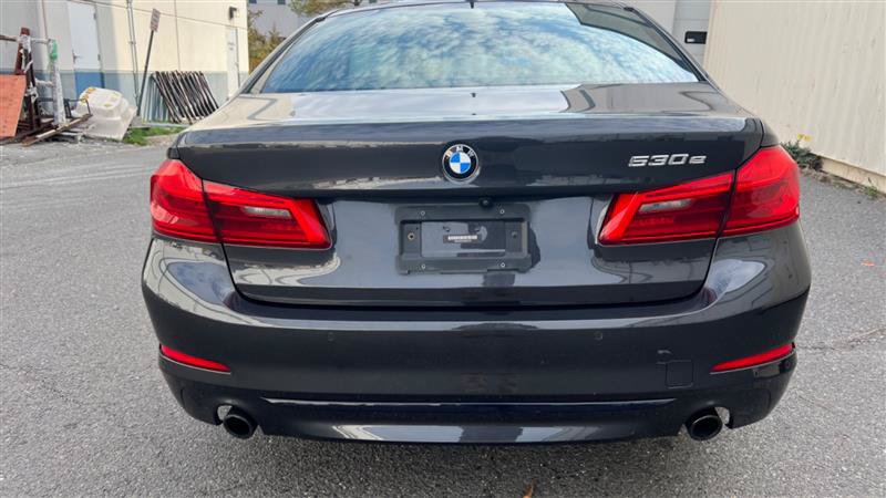 Used 2018 BMW 530e RWD image 14