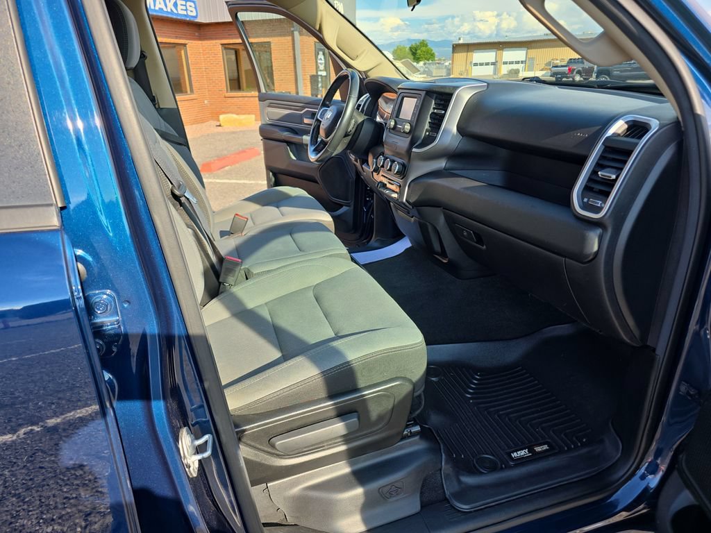 Used 2020 RAM 1500 Big Horn AWD/4WD image 30