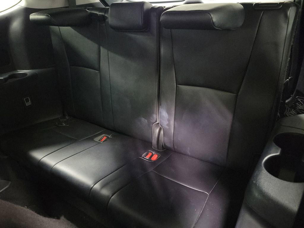 Used 2020 Toyota Highlander XLE image 21