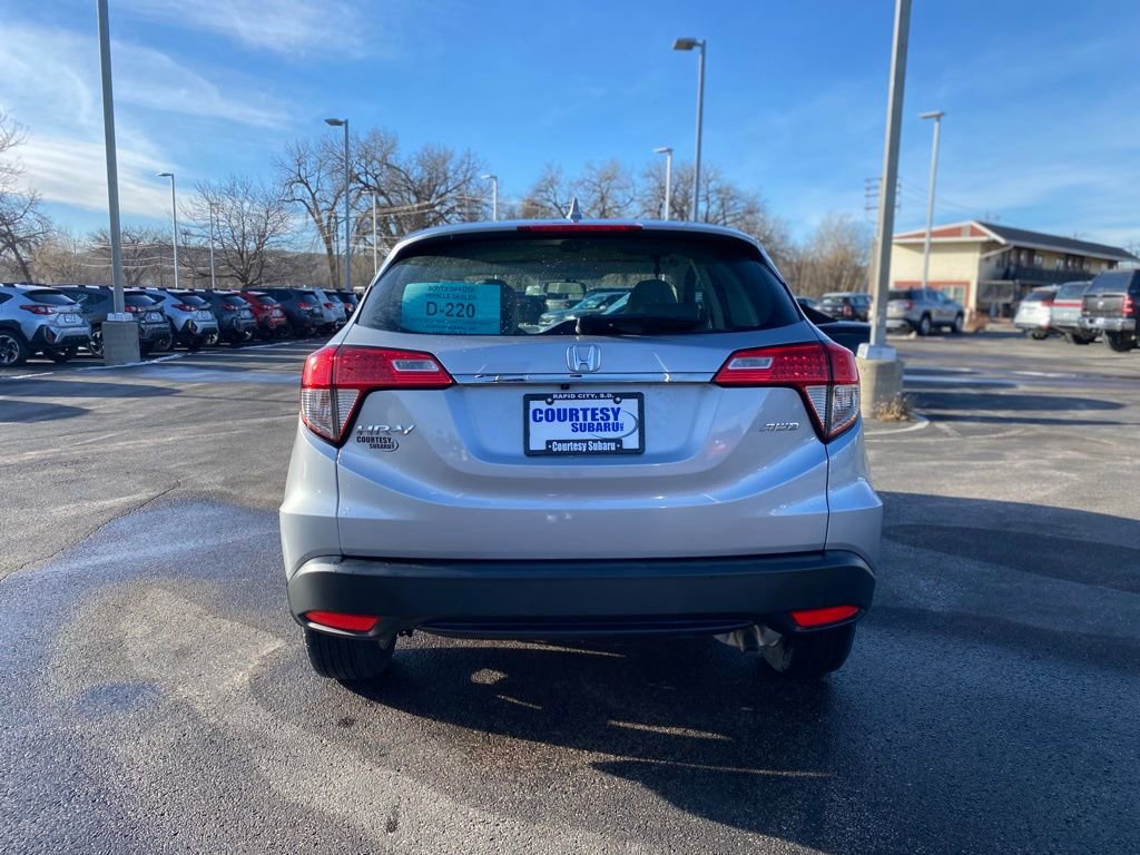Used 2022 Honda HR-V LX image 6