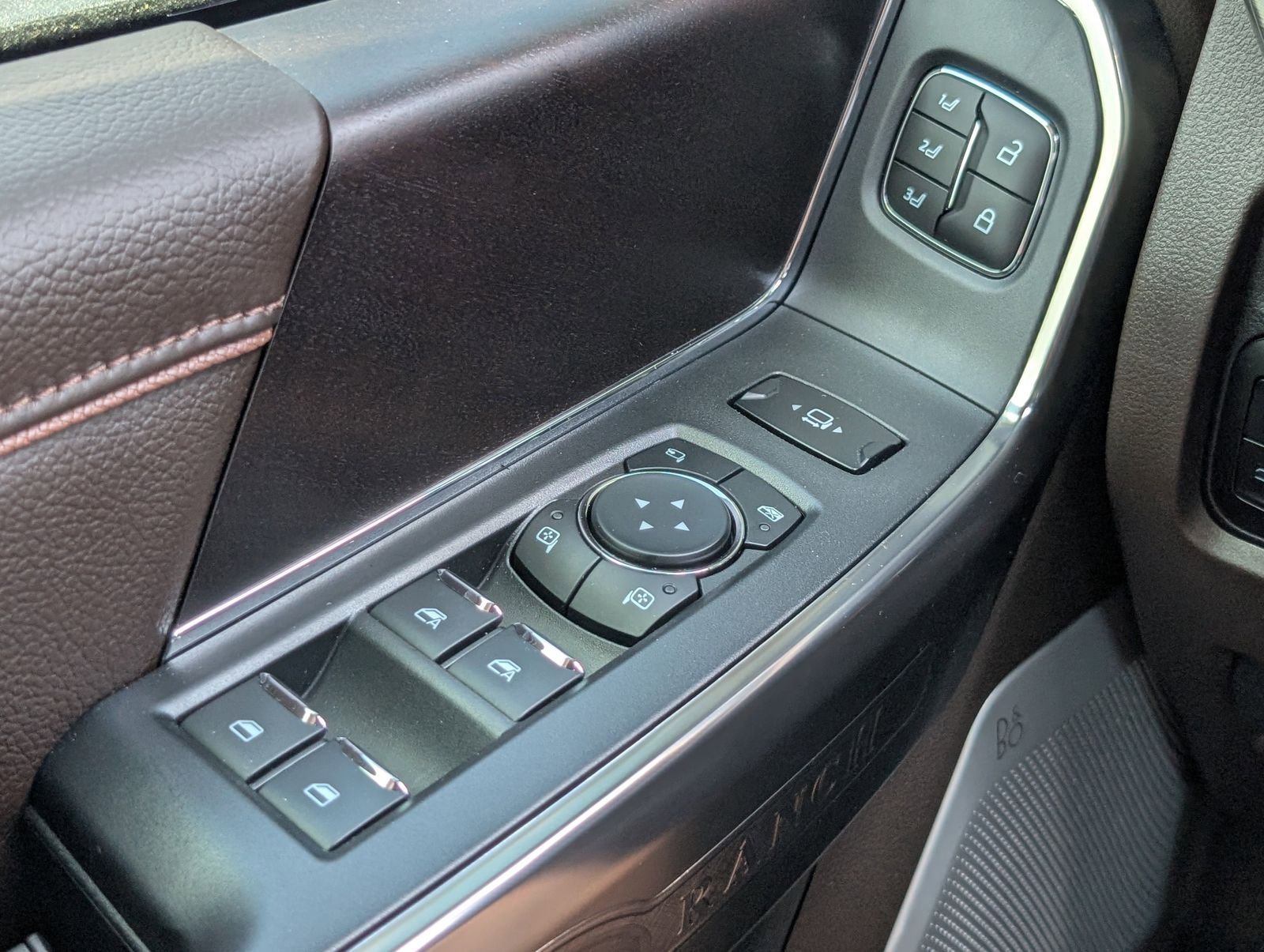New 2026 Ford F250 4x4 Crew Cab Super Duty image 25