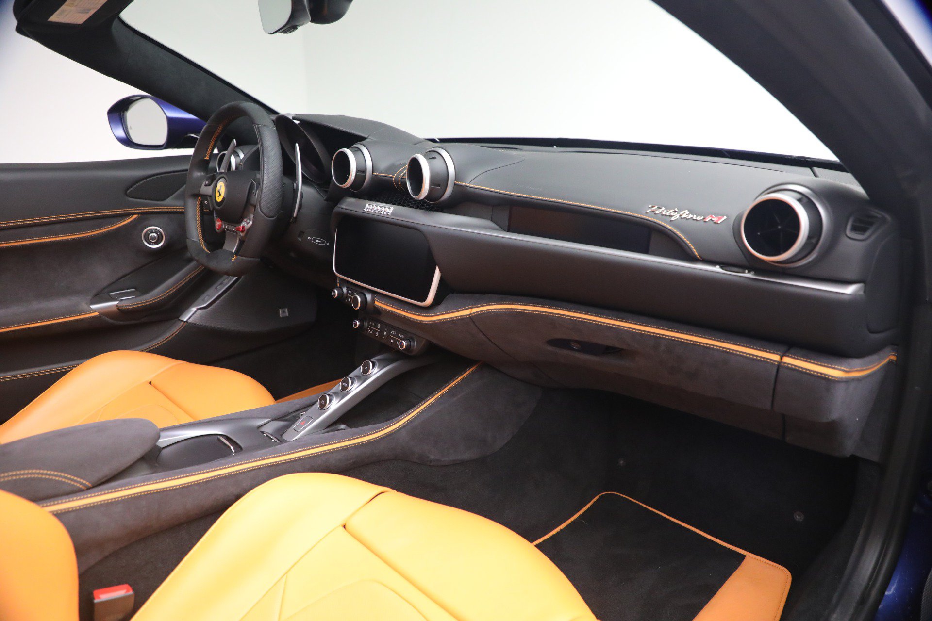 Certified 2023 Ferrari Portofino M RWD image 18