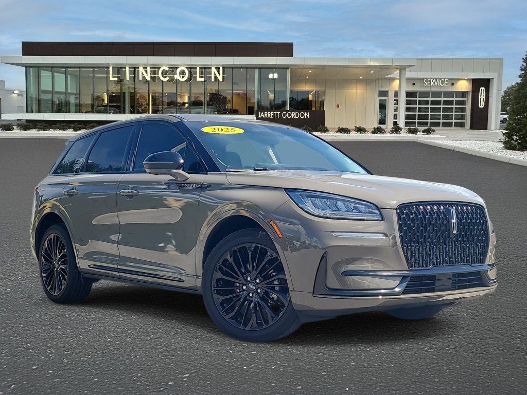 Certified 2025 Lincoln Corsair AWD w/ Equipment Group 101A 360° Tour