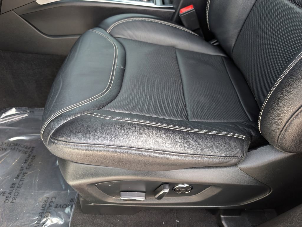 Used 2020 Ford Explorer ST w/ Premium Technology Package image 15