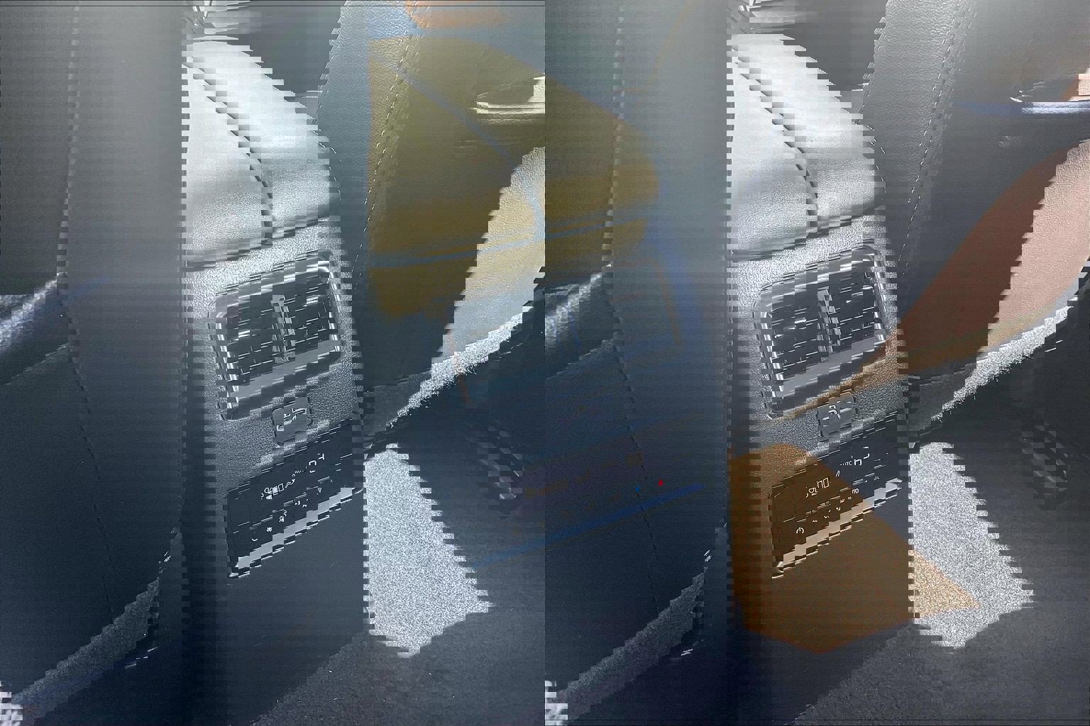 Used 2025 MAZDA CX-90 3.3 Turbo w/ Premium Sport Pkg AWD/4WD image 41