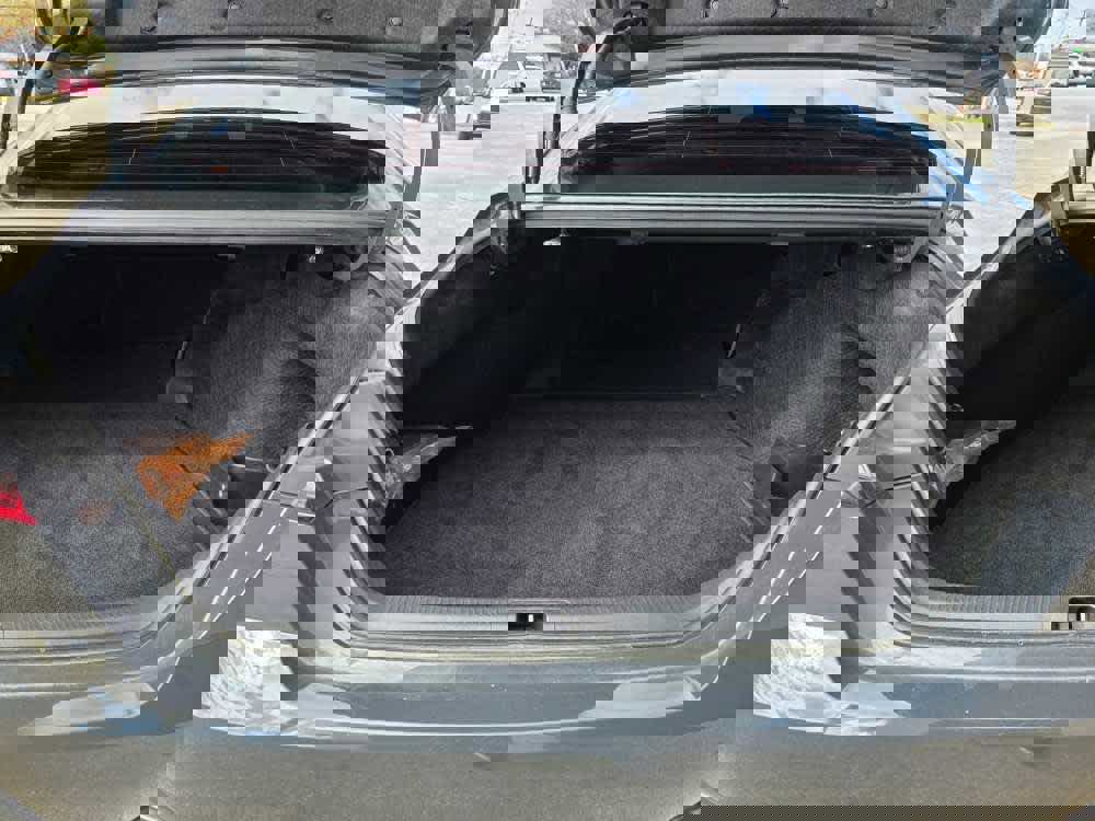 Used 2025 Toyota Camry SE image 5