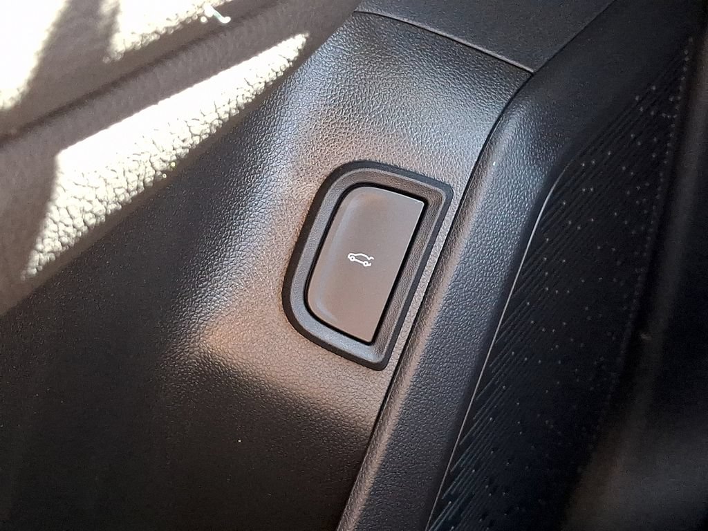 New 2026 GMC Terrain Denali AWD/4WD image 17