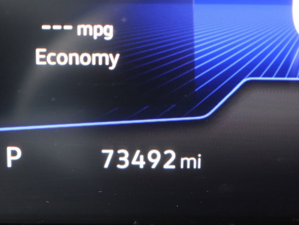 Used 2023 Volkswagen Jetta Sport image 31