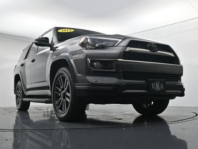 Used 2019 Toyota 4Runner Limited AWD/4WD image 34