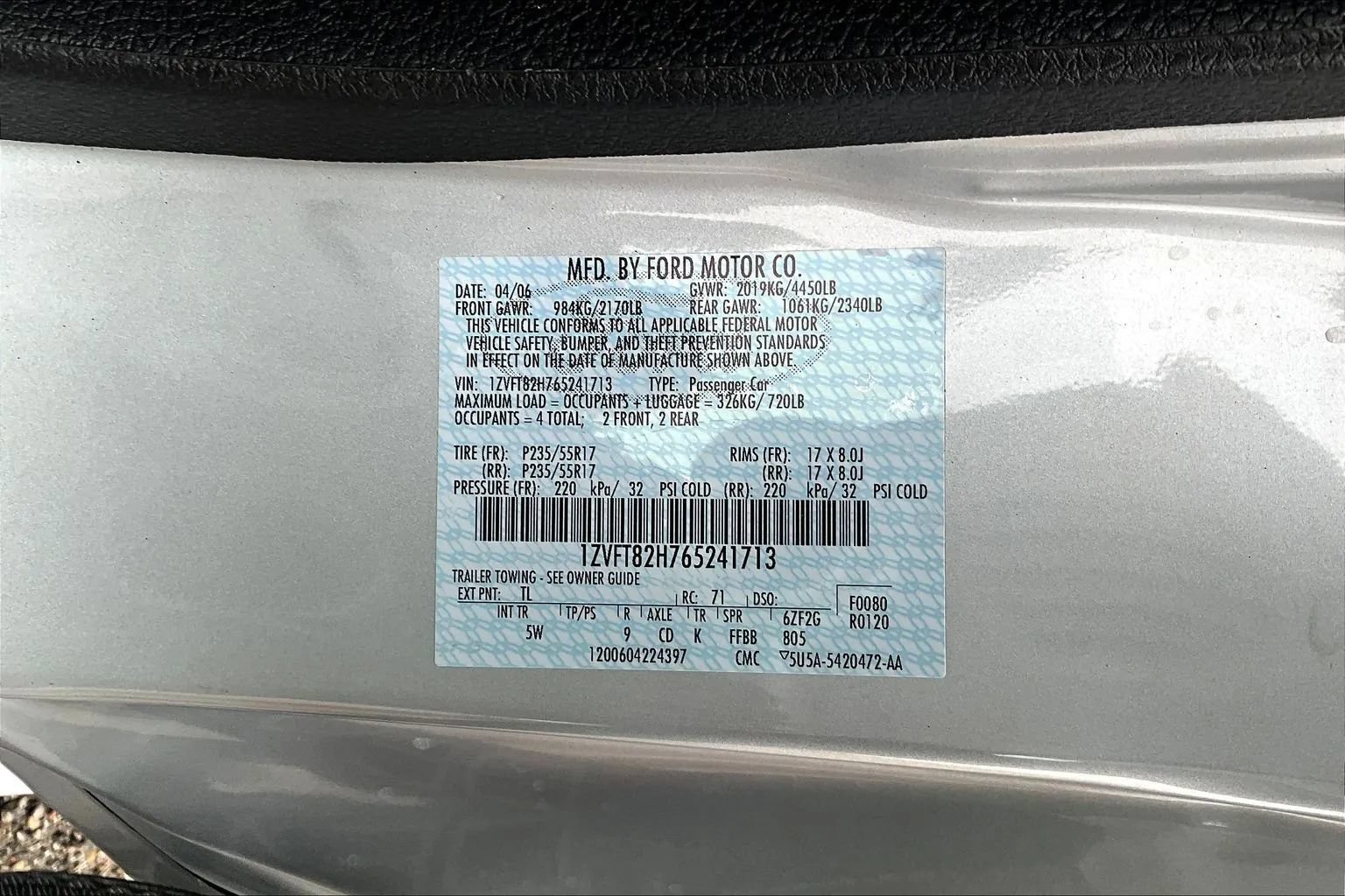 Used 2006 Ford Mustang GT RWD image 25