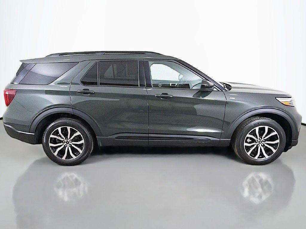 Used 2023 Ford Explorer ST-Line w/ Class IV Trailer Tow Package AWD/4WD image 19