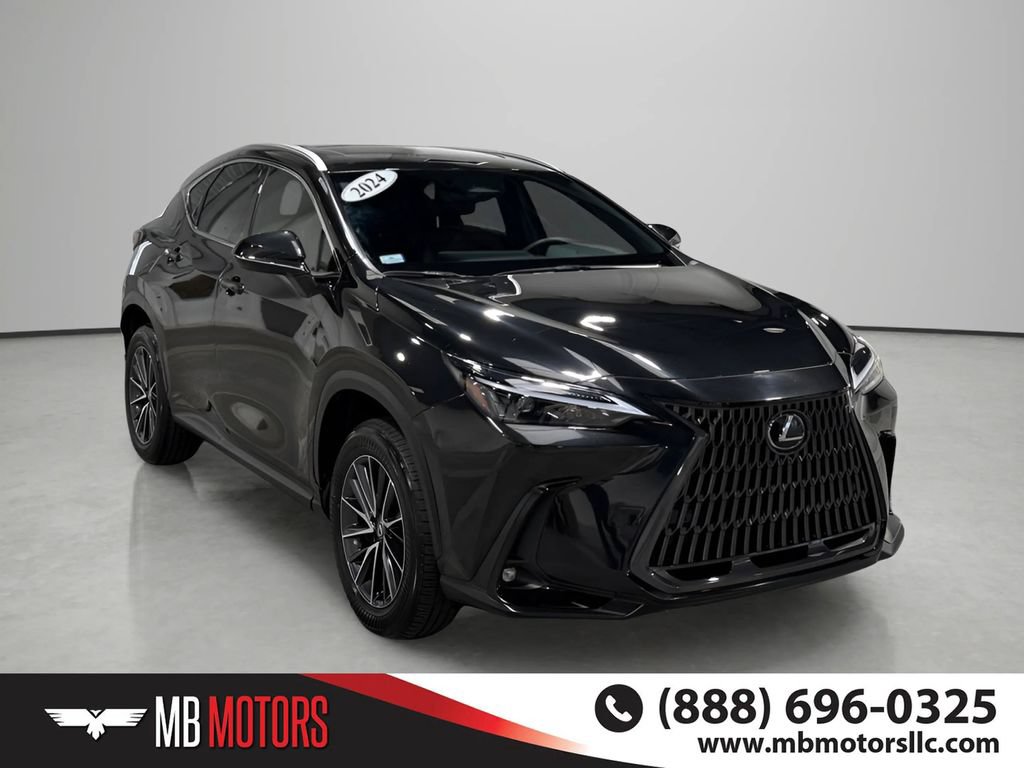 Used 2024 Lexus NX 250 FWD image 3