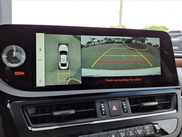 New 2025 Lexus ES 300h Ultra Luxury image 20