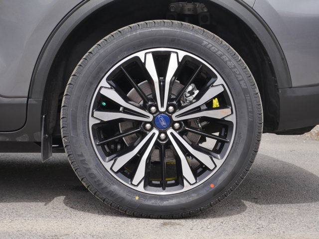 Certified 2022 Ford Escape SE w/ SE Sport Appearance Package AWD/4WD image 18