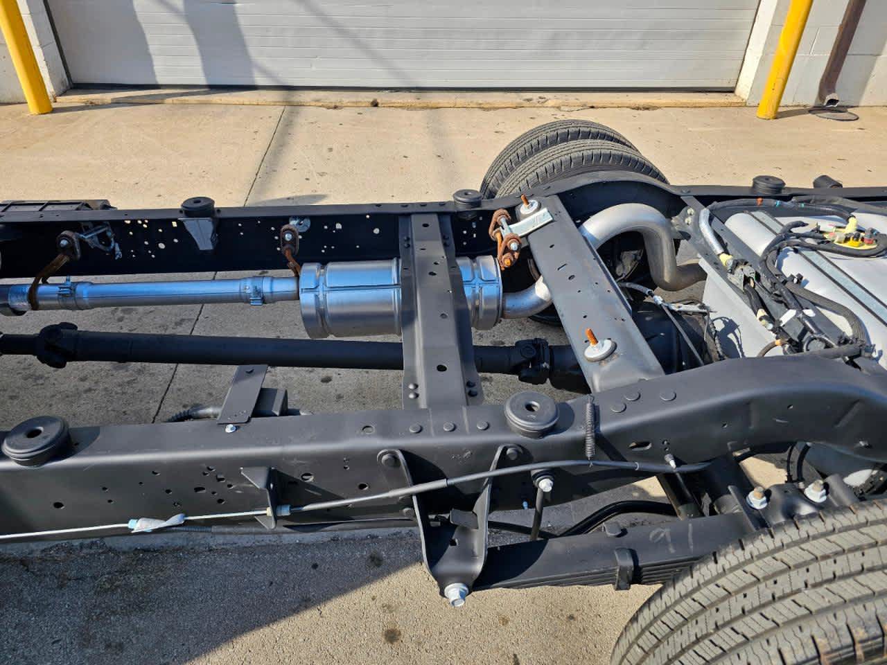 Used 2027 Ford E-350 and Econoline 350 Super Duty w/ Ambulance Prep Package RWD image 5