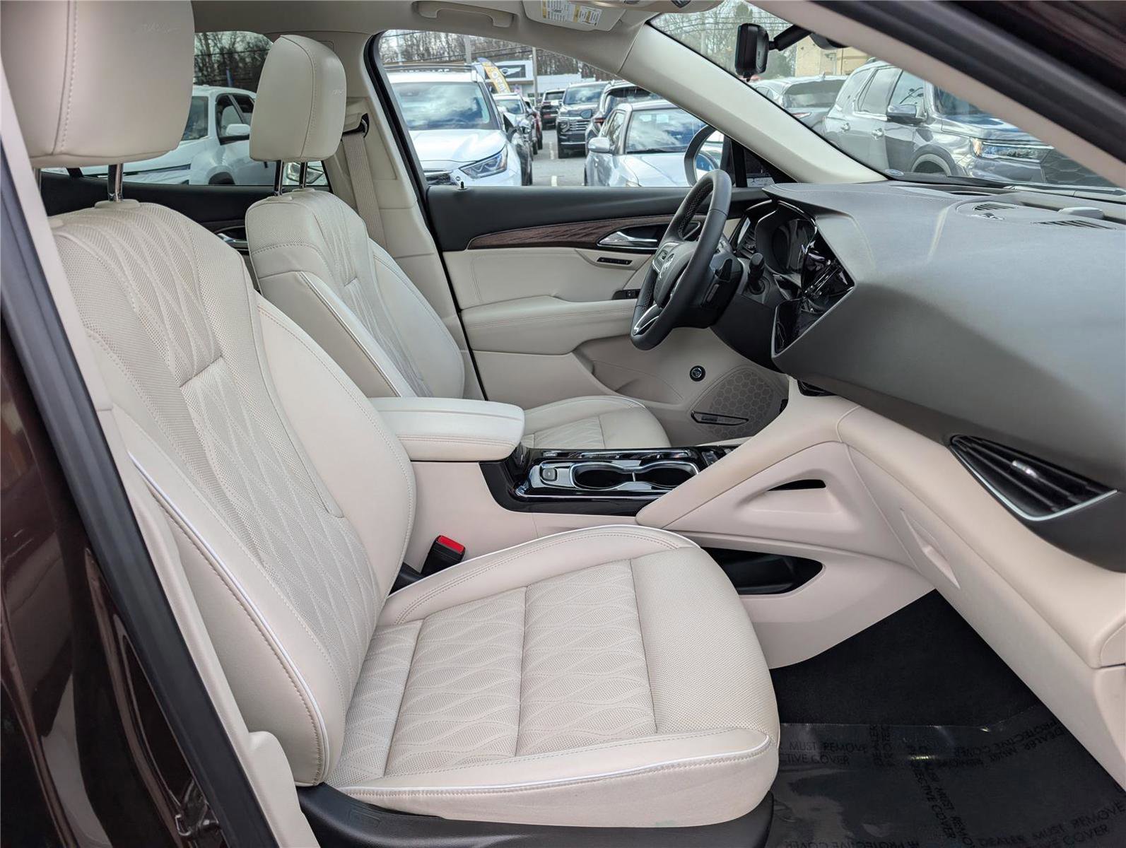 Used 2023 Buick Envision Avenir image 12