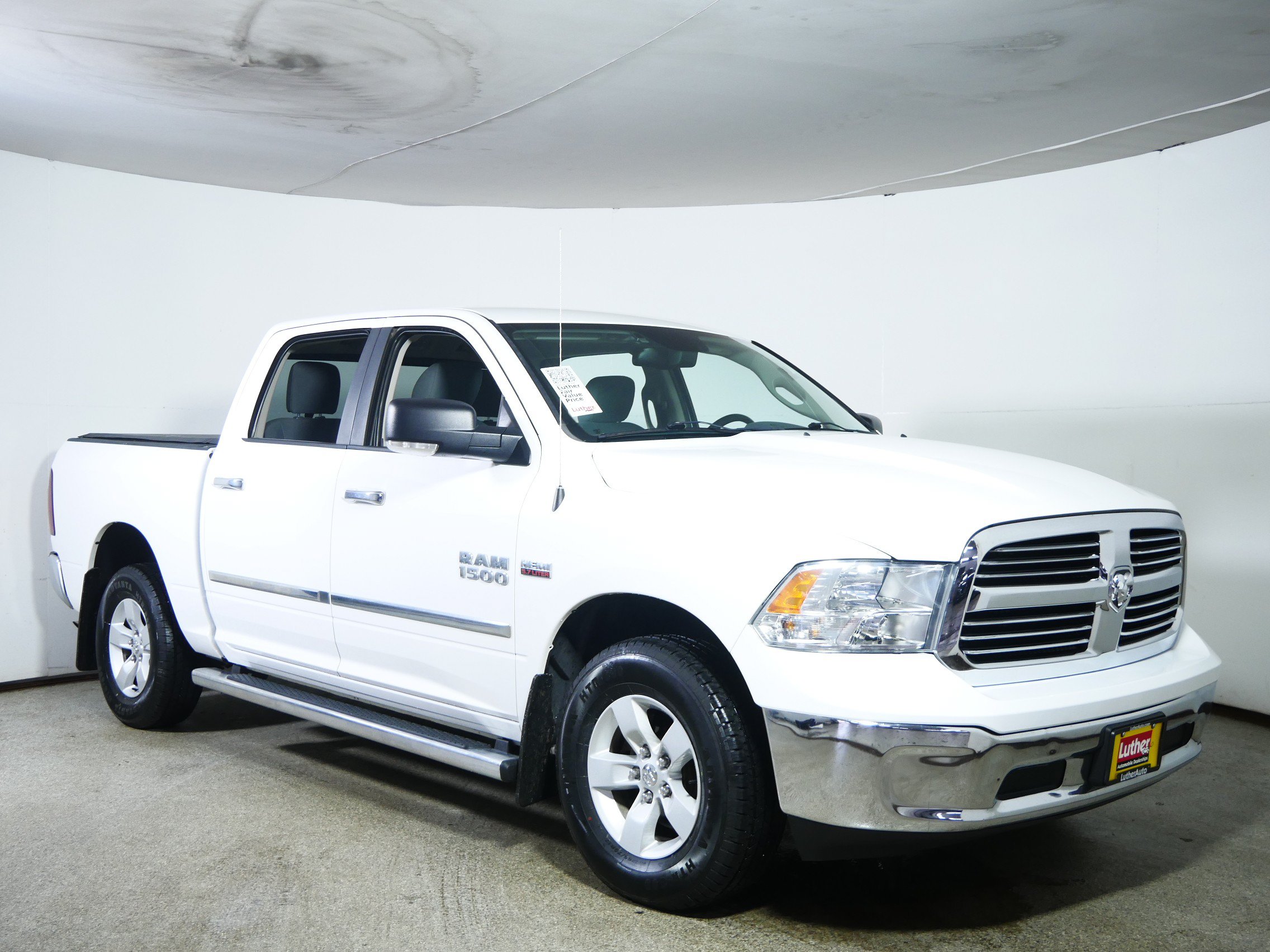 Used 2017 RAM 1500 Classic SLT w/ Luxury Group AWD/4WD video 1