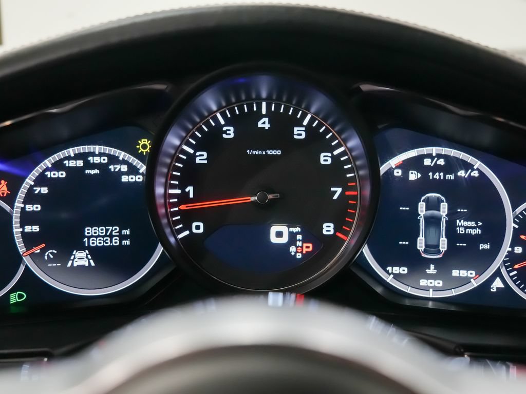Certified 2018 Porsche Panamera 4S AWD/4WD image 25
