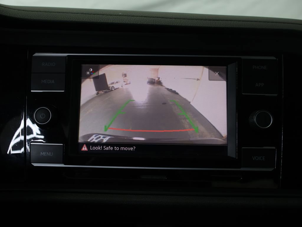 Used 2021 Volkswagen Jetta SE w/ SE Cold Weather Package image 22