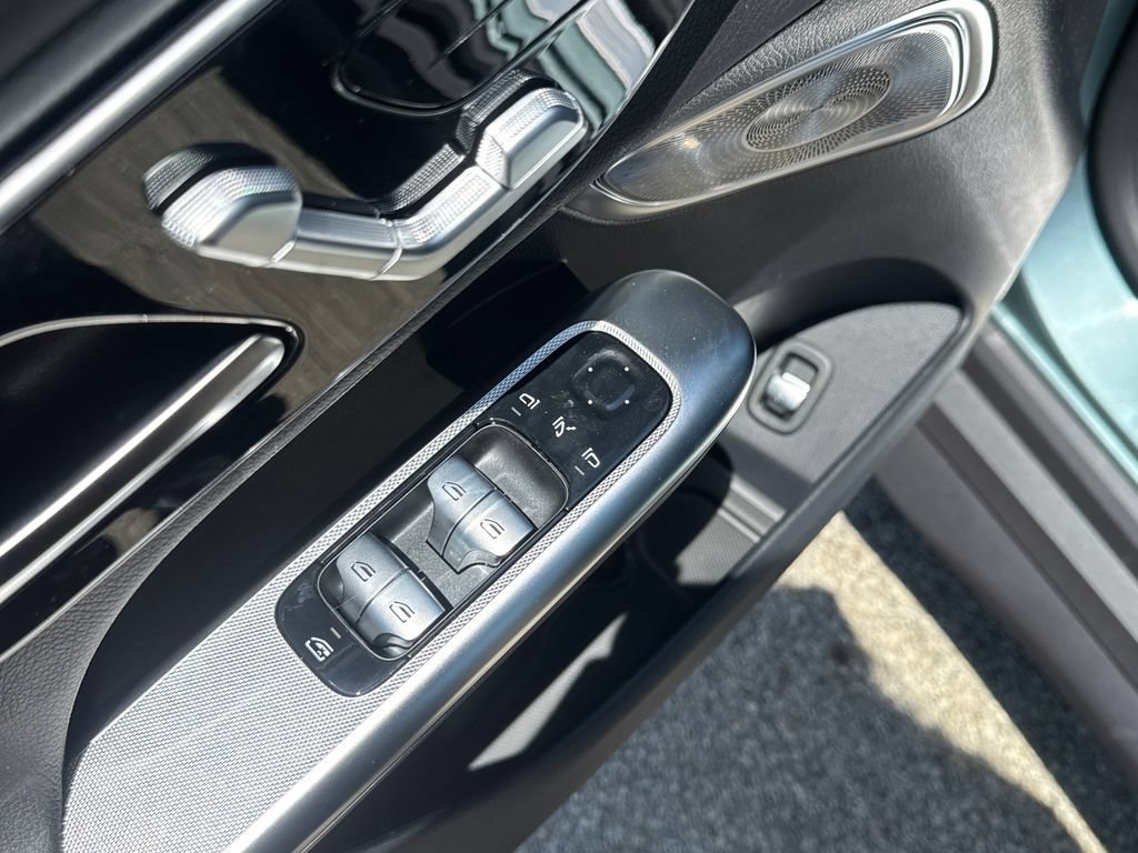 New 2026 Mercedes-Benz GLC 300 4MATIC image 11