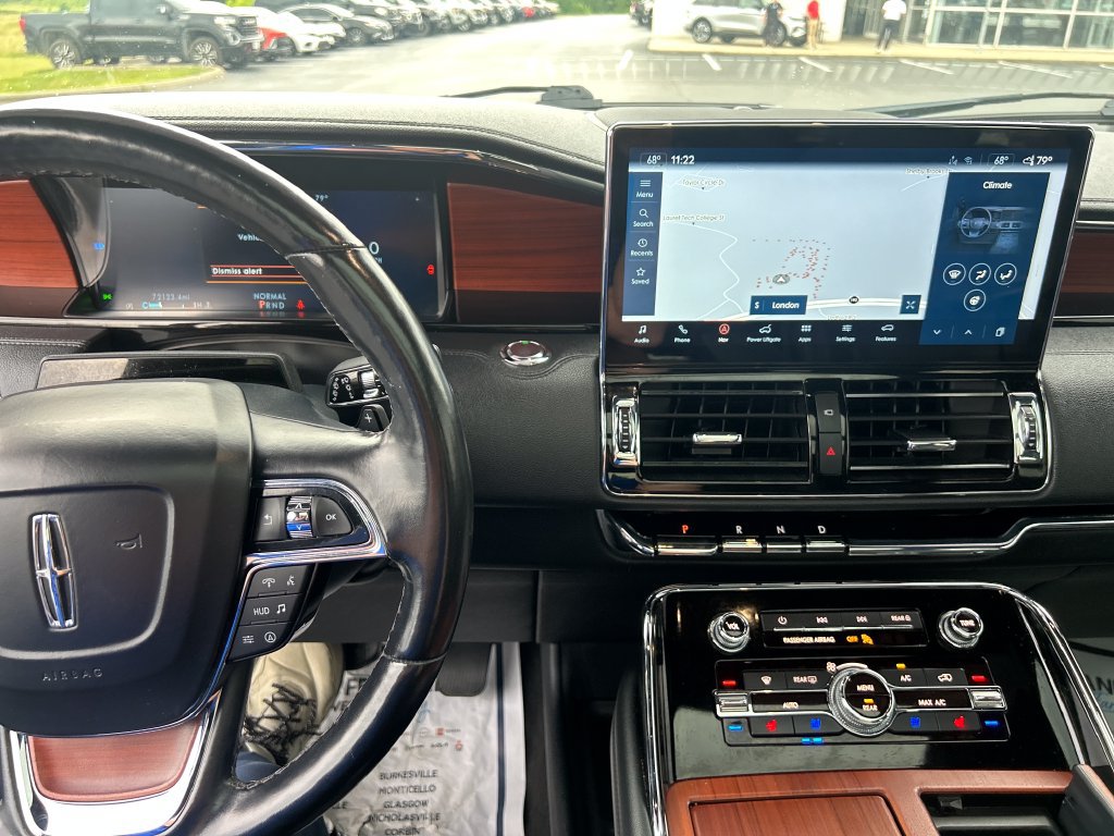 Used 2022 Lincoln Navigator Reserve AWD/4WD image 19