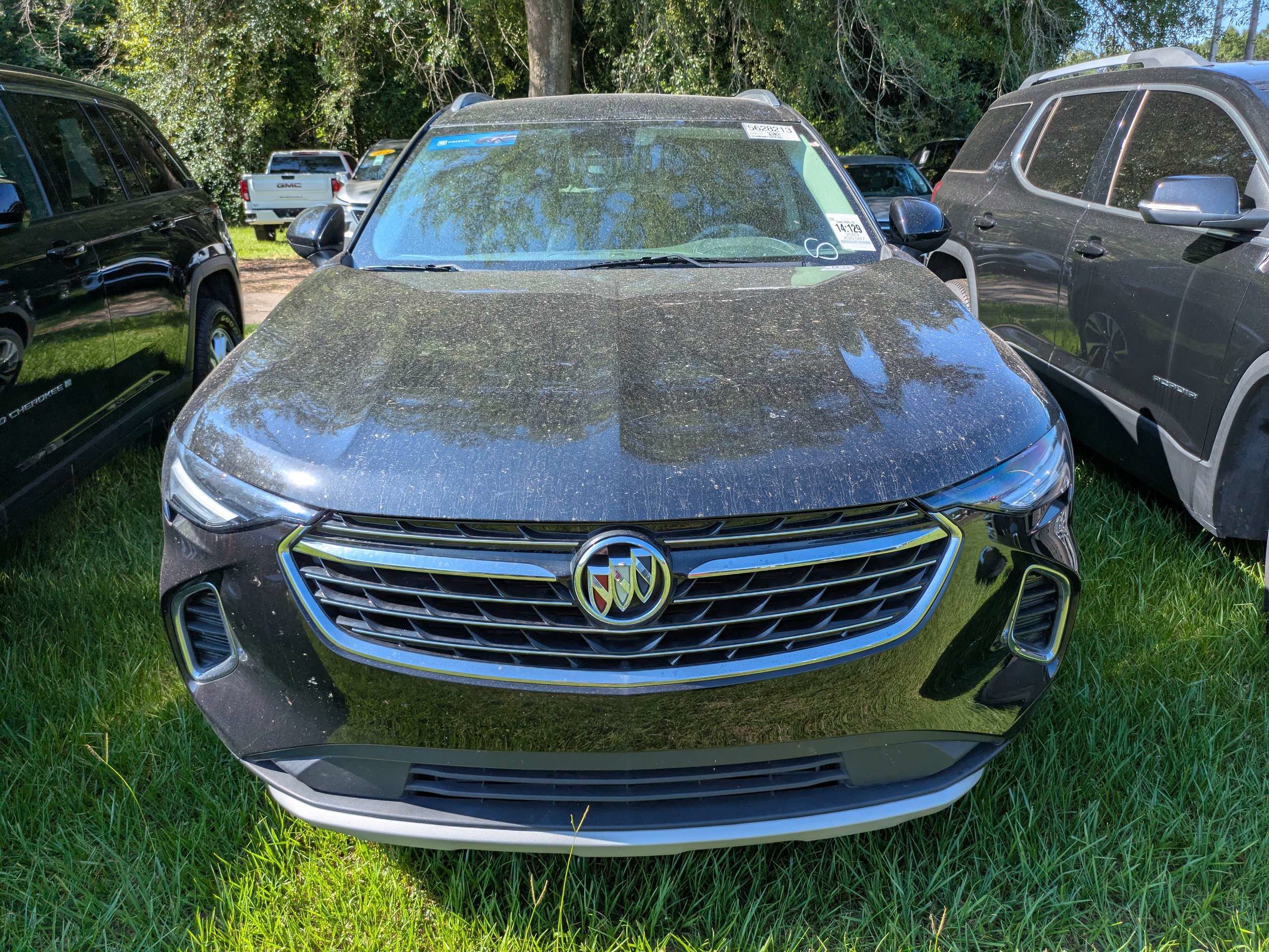 Used 2023 Buick Envision Essence FWD image 2