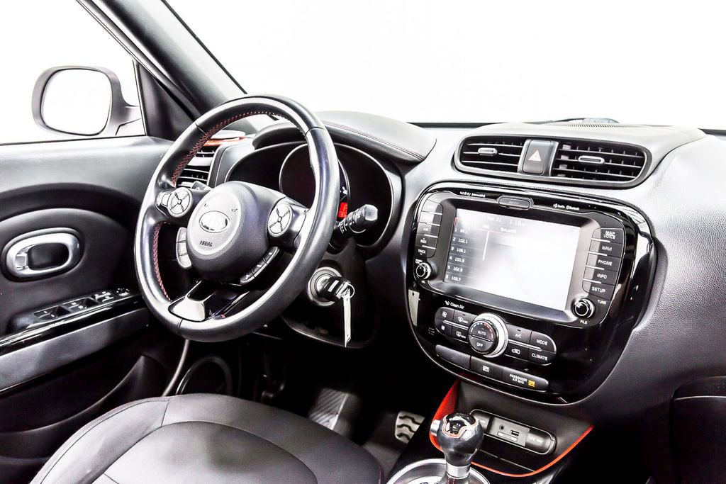 Used 2014 Kia Soul + image 20