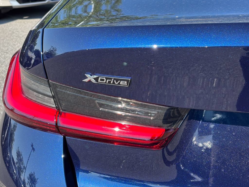 New 2026 BMW 330i xDrive Sedan w/ Premium Package AWD/4WD image 6