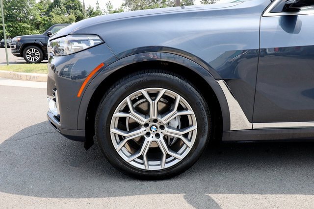 Used 2020 BMW X7 xDrive40i w/ Premium Package image 32