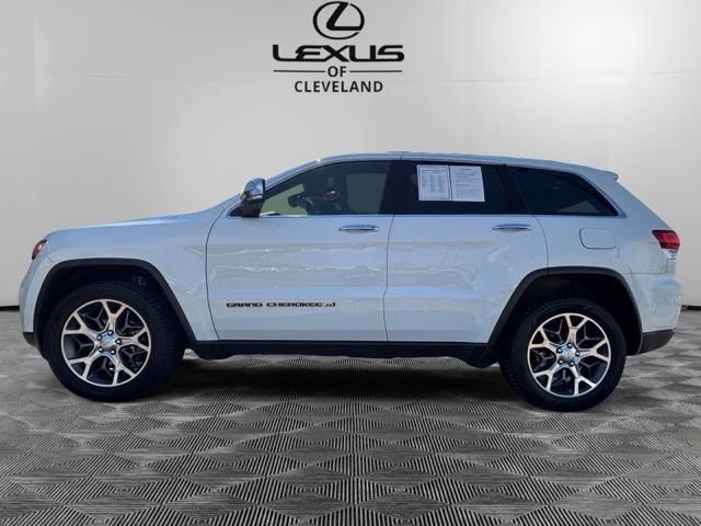 Used 2022 Jeep Grand Cherokee Limited w/ Tech Group AWD/4WD image 3
