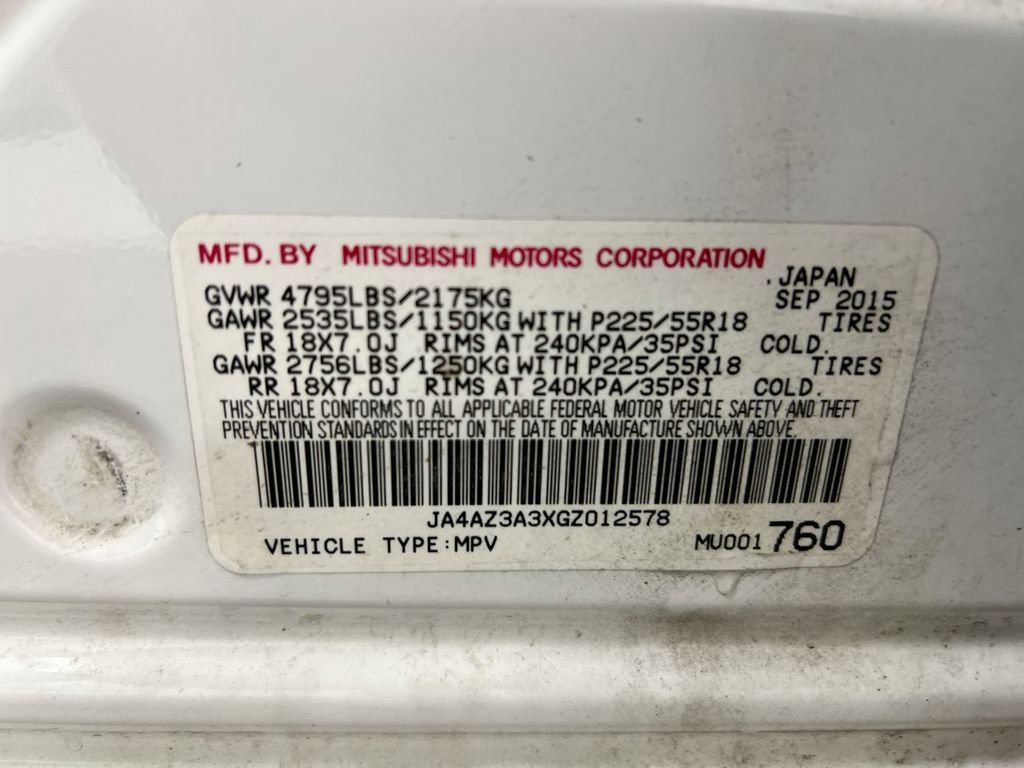 Used 2016 Mitsubishi Outlander SE AWD/4WD image 27